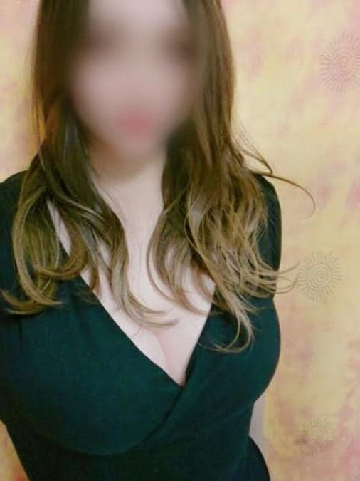 なぎ 妻色兼美 盛岡駅前店