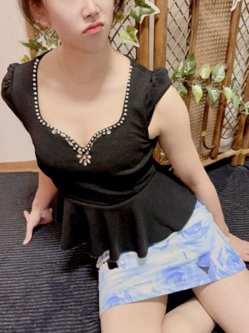 麗愛 サムネイル画像4