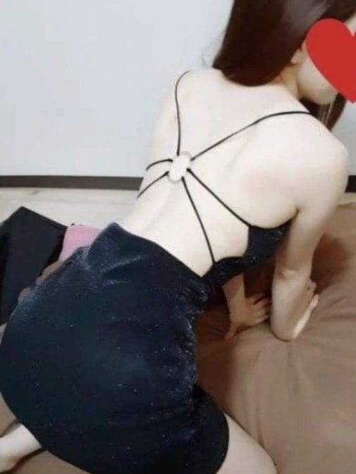 影井るな サムネイル画像2