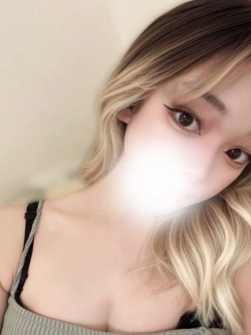 三上 うらら
