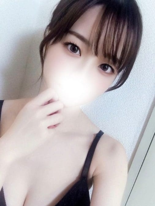 あいり最高峰密着美女 サムネイル画像3