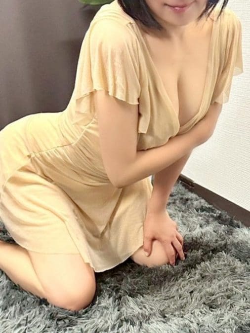 小栗　なつ サムネイル画像4