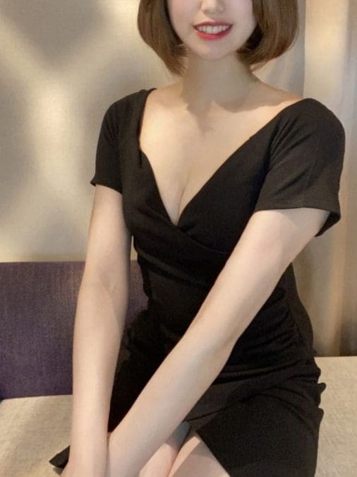 りな サムネイル画像2